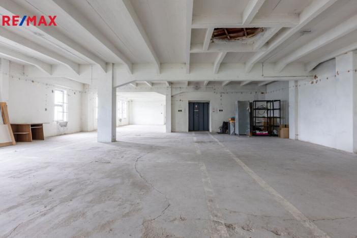 Prodej skladu, Chodov, Poděbradova, 1000 m2