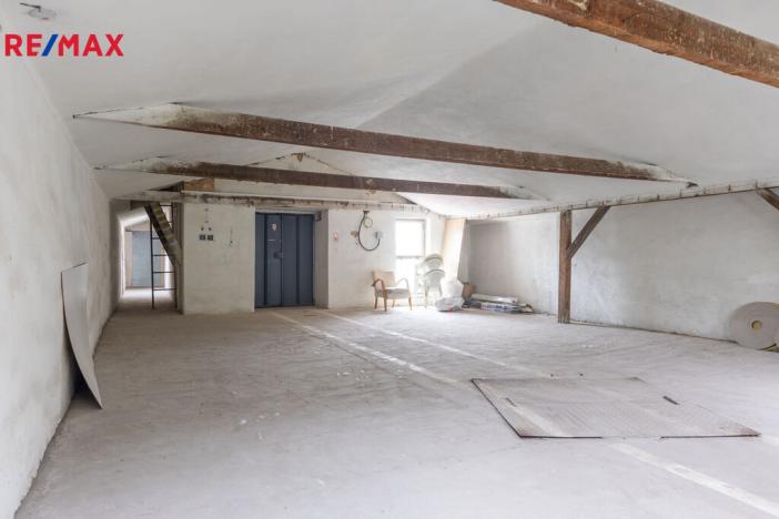 Prodej skladu, Chodov, Poděbradova, 1000 m2