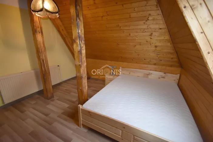 Pronájem bytu 2+1, Chomutov, Zborovská, 63 m2