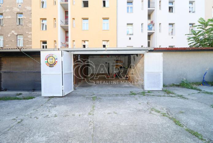 Prodej garáže, Praha - Žižkov, Čajkovského, 16 m2
