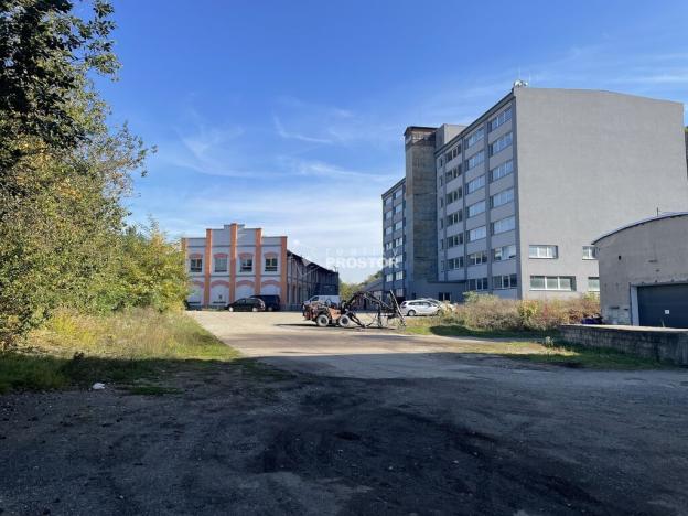 Pronájem výrobních prostor, Králův Dvůr, Tovární, 7000 m2