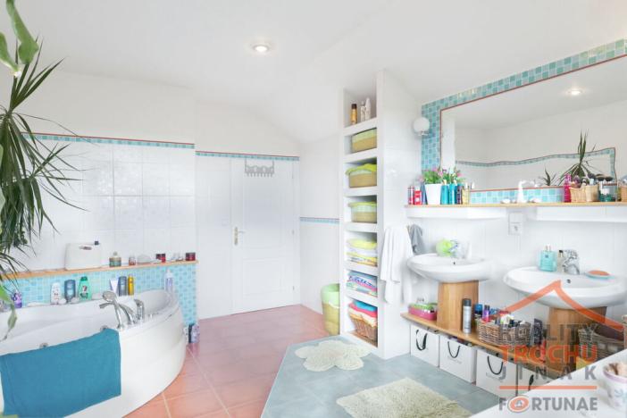 Prodej rodinného domu, Skalice - Skalička, 184 m2