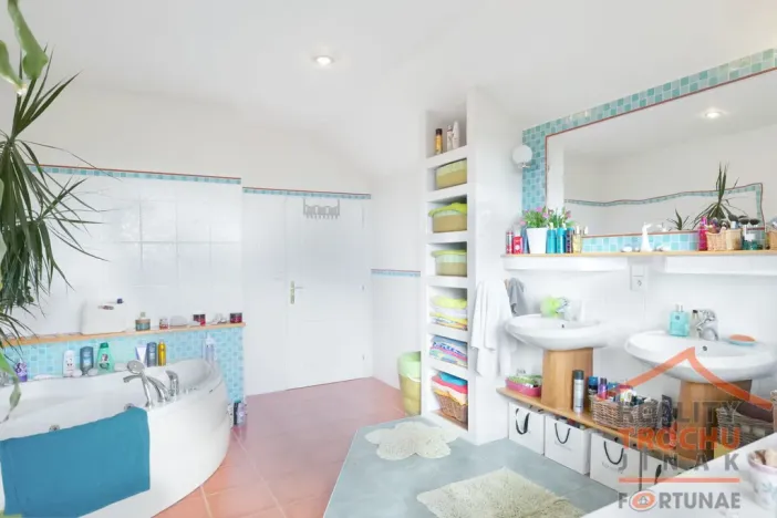 Prodej rodinného domu, Skalice - Skalička, 184 m2