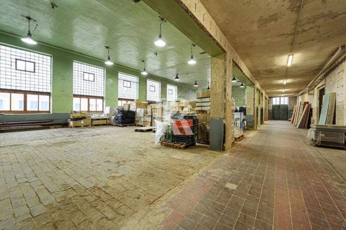 Prodej komerční nemovitosti, Nový Bor, B. Egermanna, 1777 m2