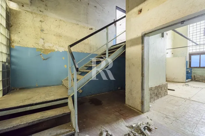 Prodej komerční nemovitosti, Nový Bor, B. Egermanna, 1777 m2