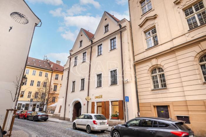 Pronájem kanceláře, Praha - Staré Město, Konviktská, 226 m2