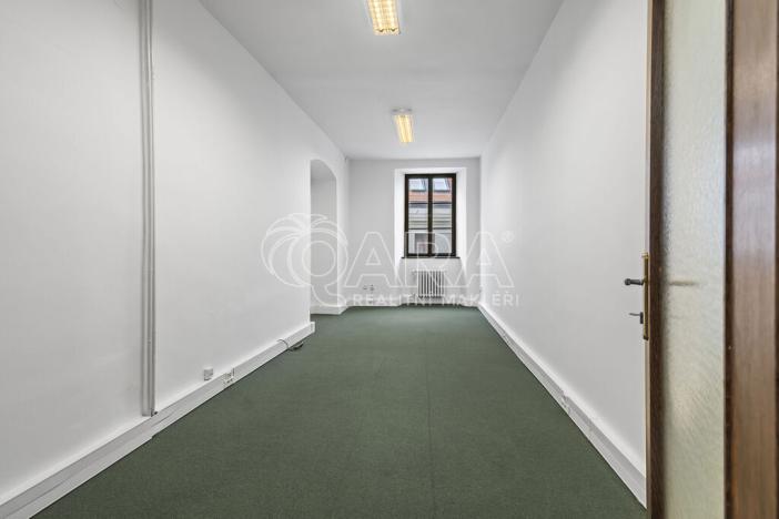 Pronájem kanceláře, Praha - Staré Město, Konviktská, 226 m2