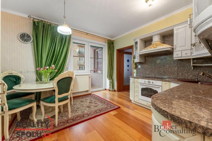 Prodej bytu 3+1, Liberec - Liberec VI-Rochlice, Nádvorní, 72 m2