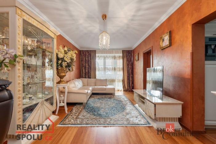 Prodej bytu 3+1, Liberec - Liberec VI-Rochlice, Nádvorní, 72 m2