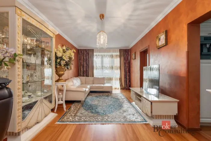 Prodej bytu 3+1, Liberec - Liberec VI-Rochlice, Nádvorní, 83 m2