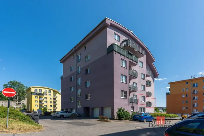 Prodej bytu 3+1, Liberec - Liberec VI-Rochlice, Nádvorní, 83 m2