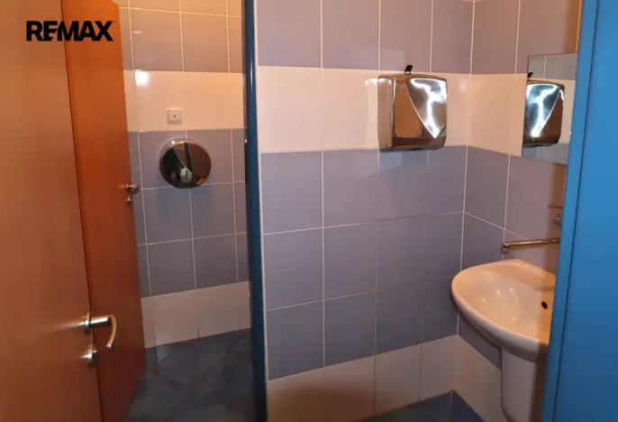 Prodej kanceláře, Prostějov, Kojetínská, 1280 m2