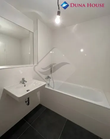 Prodej bytu 2+1, Praha, Poděbradská, 49 m2