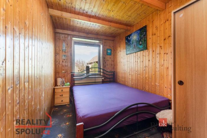 Prodej zemědělského objektu, Kněžice, 1850 m2