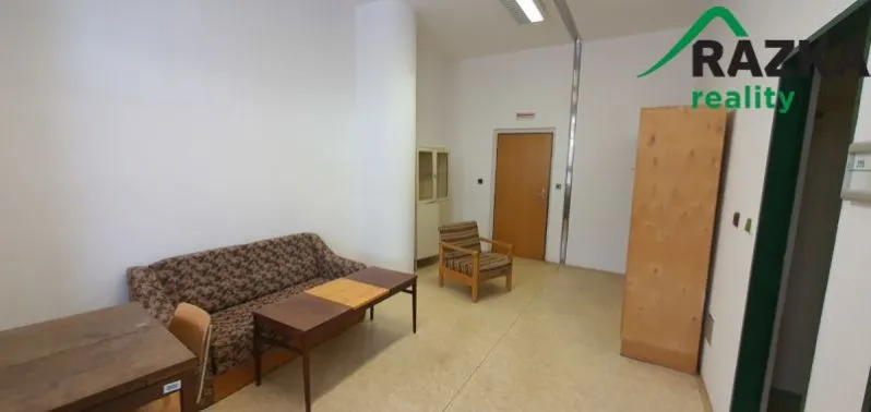 Pronájem kanceláře, Planá, Bezdružická, 54 m2