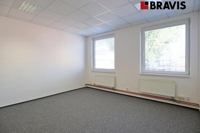 Pronájem kanceláře, Brno, Šmahova, 174 m2