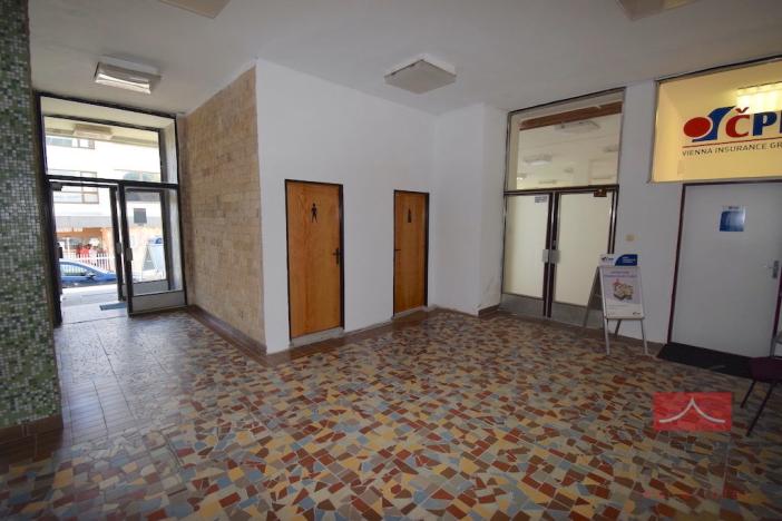 Pronájem výrobních prostor, Pelhřimov, Pražská, 665 m2