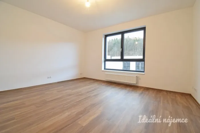 Pronájem bytu 1+kk, Kuřim, Pazourková, 29 m2