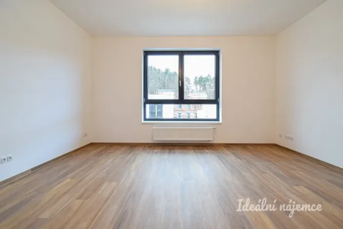 Pronájem bytu 1+kk, Kuřim, Pazourková, 29 m2