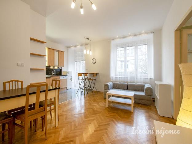 Pronájem bytu 2+kk, Praha - Vinohrady, náměstí Jiřího z Lobkovic, 78 m2