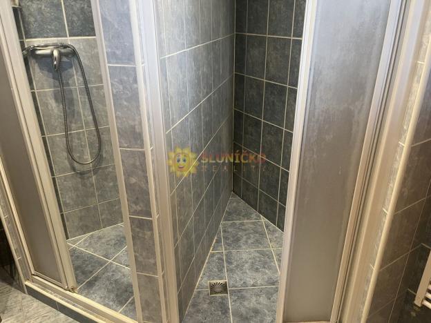 Pronájem pokoje, Hradec Králové, Eliščino nábřeží, 18 m2