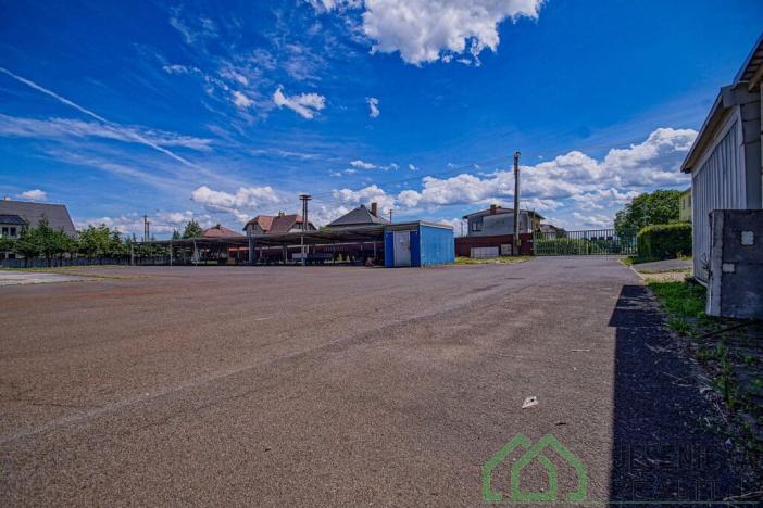 Prodej výrobních prostor, Javorník, Nádražní, 3580 m2