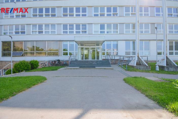 Pronájem kanceláře, Pardubice - Zelené Předměstí, Masarykovo náměstí, 321 m2