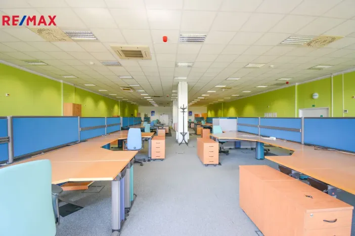 Pronájem kanceláře, Pardubice - Zelené Předměstí, Masarykovo náměstí, 321 m2