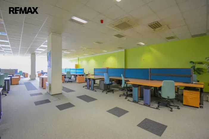 Pronájem kanceláře, Pardubice - Zelené Předměstí, Masarykovo náměstí, 321 m2