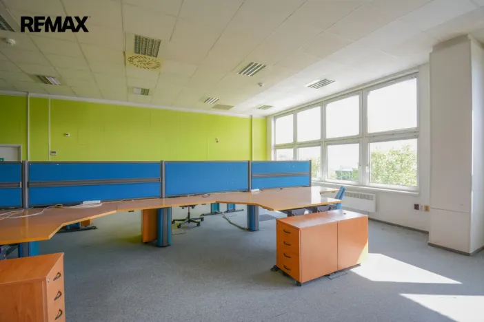 Pronájem kanceláře, Pardubice - Zelené Předměstí, Masarykovo náměstí, 321 m2