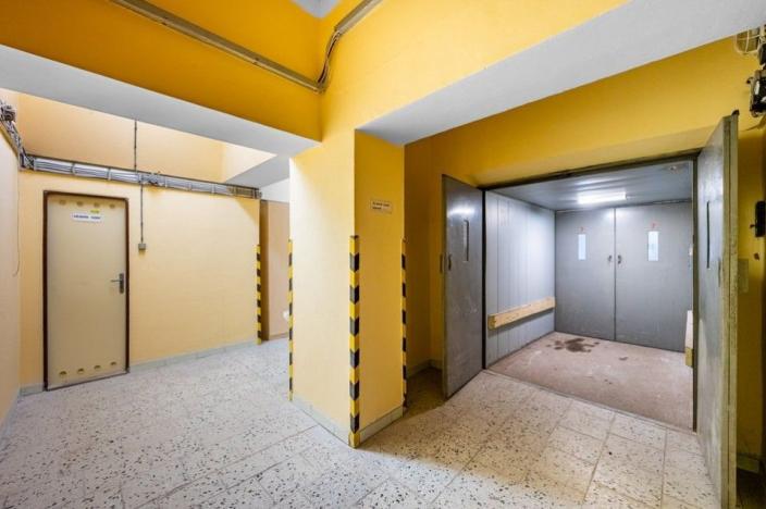 Prodej komerční nemovitosti, Klášterec nad Ohří, Chomutovská, 1350 m2