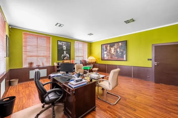 Prodej komerční nemovitosti, Klášterec nad Ohří, Chomutovská, 1350 m2