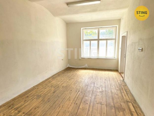 Pronájem kanceláře, Třebíč, V. Nezvala, 55 m2