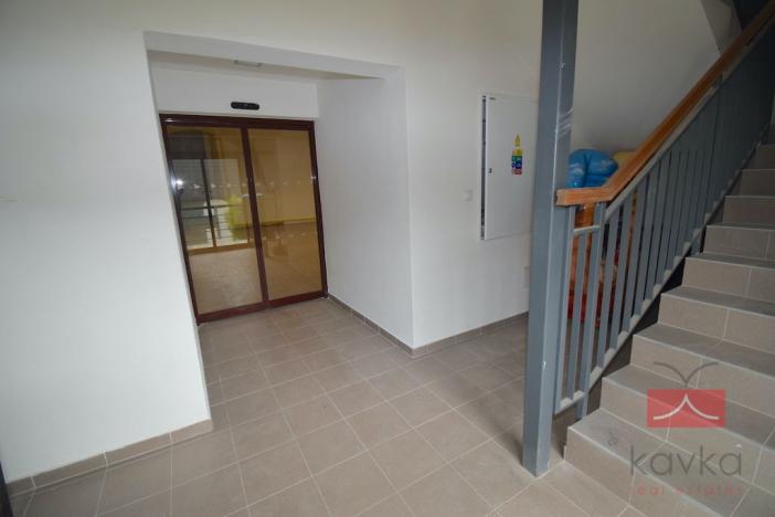 Pronájem komerční nemovitosti, Pacov, nám. Svobody, 442 m2