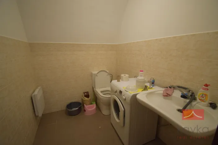 Pronájem komerční nemovitosti, Pacov, nám. Svobody, 442 m2