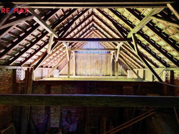 Prodej rodinného domu, Nezabudice, 410 m2