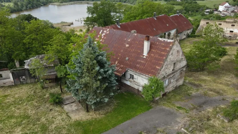 Prodej komerční nemovitosti, Rtyně nad Bílinou - Malhostice, 10657 m2