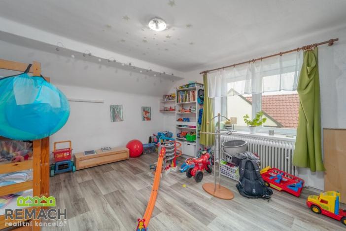 Prodej obchodního prostoru, Vlčnov, 670 m2