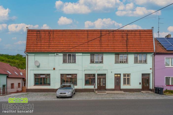 Prodej obchodního prostoru, Vlčnov, 670 m2