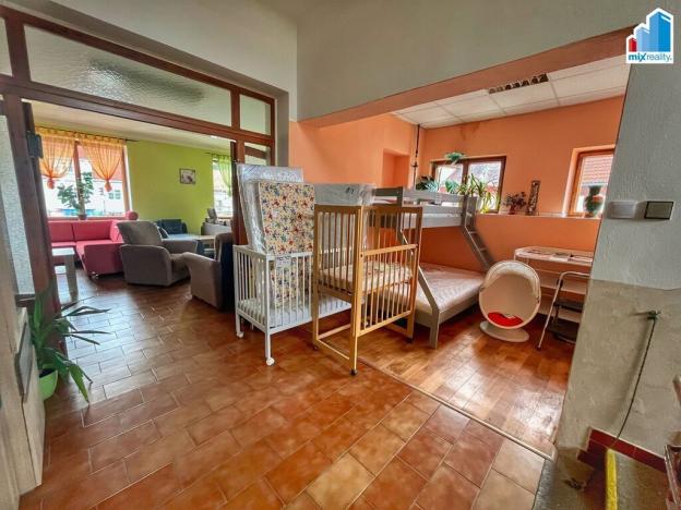 Prodej komerční nemovitosti, Domažlice, Husova třída, 700 m2