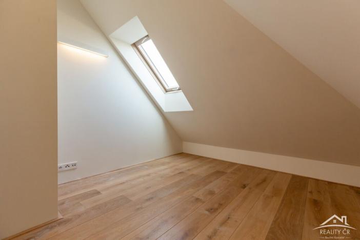 Prodej bytu 4+kk, Praha - Smíchov, Na Valentince, 156 m2