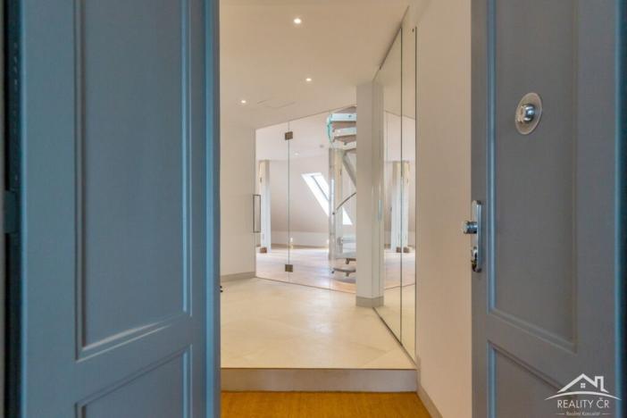 Prodej bytu 4+kk, Praha - Smíchov, Na Valentince, 156 m2