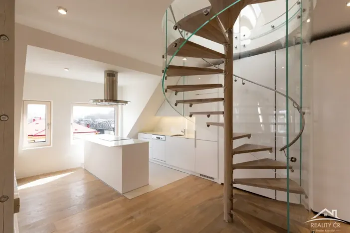 Prodej bytu 4+kk, Praha - Smíchov, Na Valentince, 156 m2