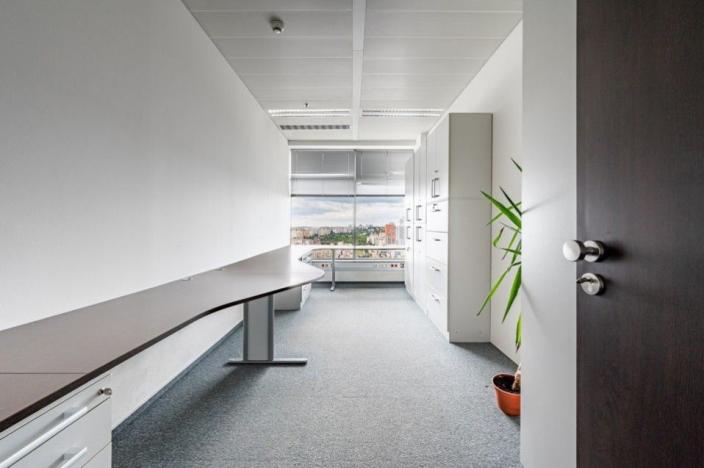 Pronájem kanceláře, Praha - Stodůlky, Bucharova, 280 m2