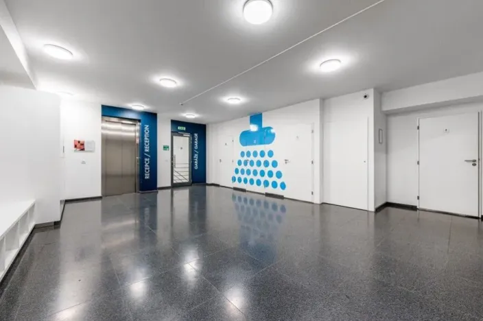 Pronájem kanceláře, Praha - Stodůlky, Bucharova, 500 m2