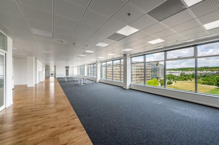 Pronájem kanceláře, Praha - Stodůlky, Bucharova, 487 m2