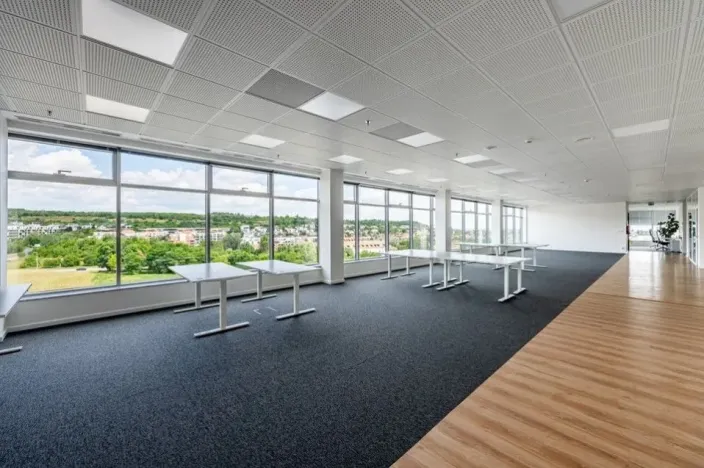 Pronájem kanceláře, Praha - Stodůlky, Bucharova, 487 m2