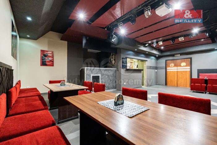 Prodej restaurace, Těmice, 165 m2