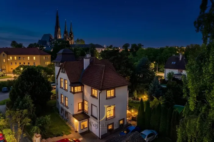 Prodej vily, Olomouc, Václava III., 497 m2