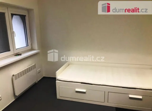 Pronájem bytu 1+kk, Praha - Hostavice, Pilská, 18 m2